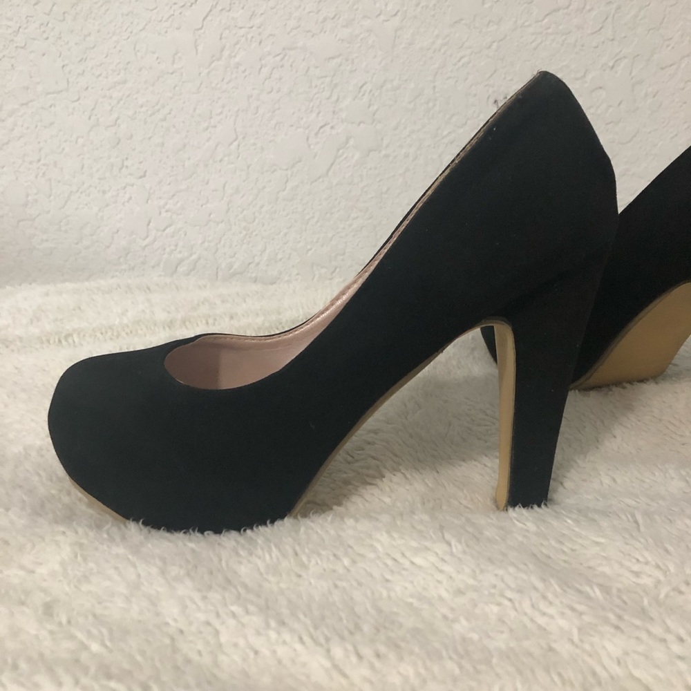 LIQUIDATING Black Suede Women’s Platform Pumps Size EU 39/US 8 Shoes